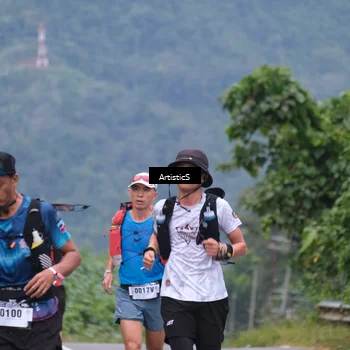 Runner Photo 5216386