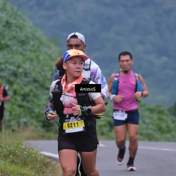 Runner Photo 5216417