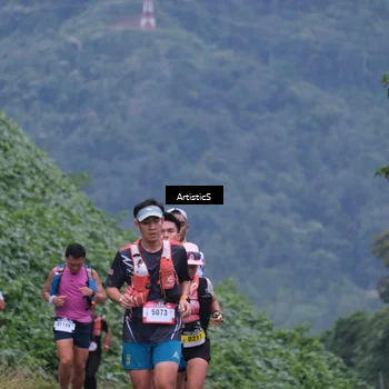 Runner Photo 5216430