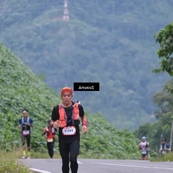 Runner Photo 5216434