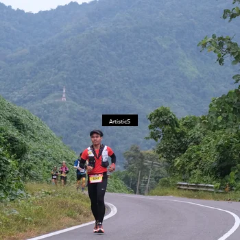 Runner Photo 5216459
