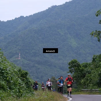 Runner Photo 5217600