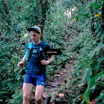 Runner Photo 5217800