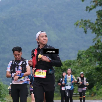 Runner Photo 5218591