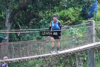 Runner Photo 5224073