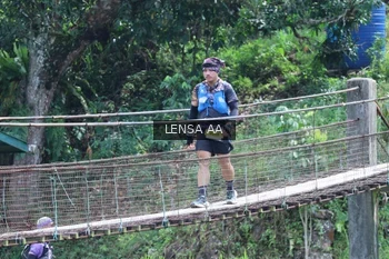 Runner Photo 5224074