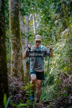 Runner Photo 5240103