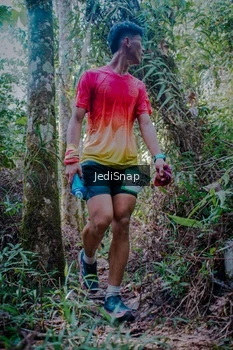 Runner Photo 5240571