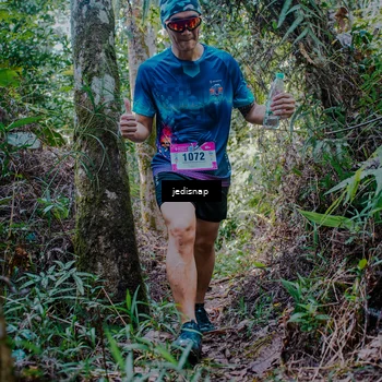 Runner Photo 5242024