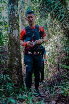 Runner Photo 5243034