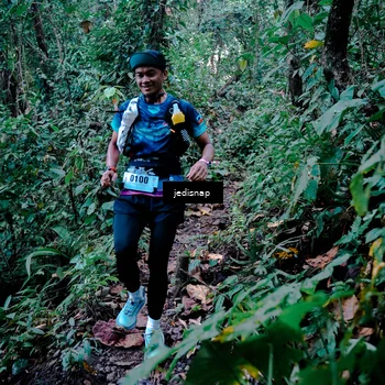 Runner Photo 5243414