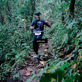 Runner Photo 5243460