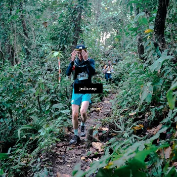Runner Photo 5243750