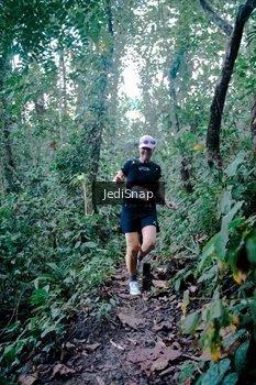 Runner Photo 5243836