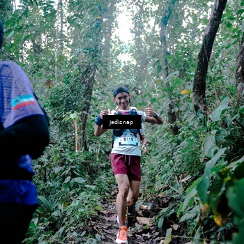 Runner Photo 5243846