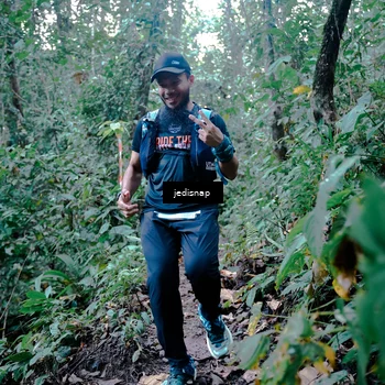 Runner Photo 5244458