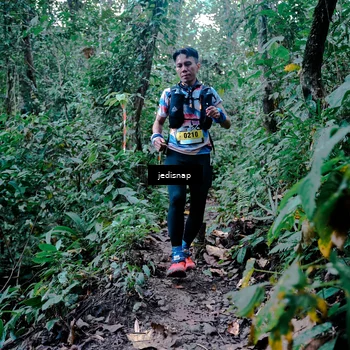 Runner Photo 5246135