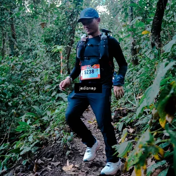 Runner Photo 5246295