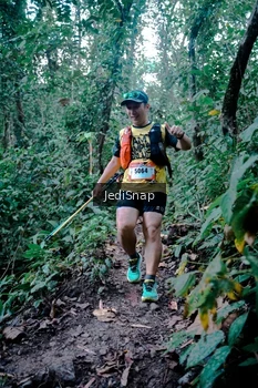 Runner Photo 5246440