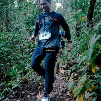 Runner Photo 5246472
