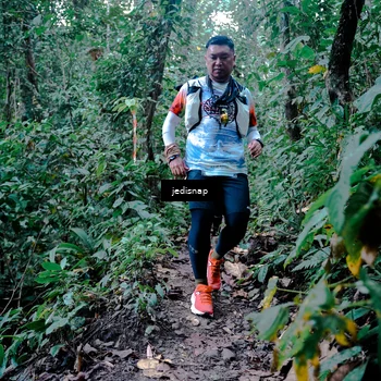 Runner Photo 5246576
