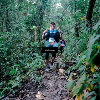 Runner Photo 5246690