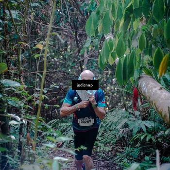 Runner Photo 5250005