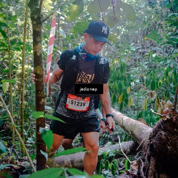 Runner Photo 5250064
