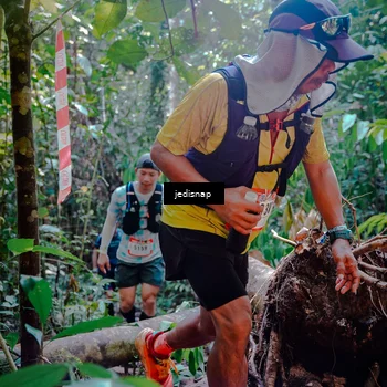 Runner Photo 5250084