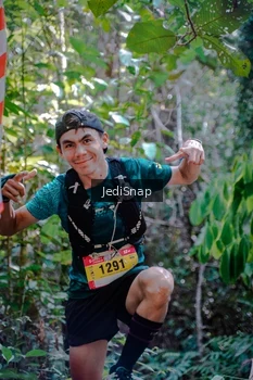 Runner Photo 5250194