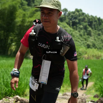Runner Photo 5250400