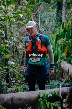 Runner Photo 5250411