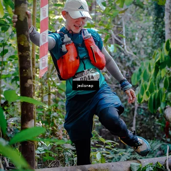 Runner Photo 5250431