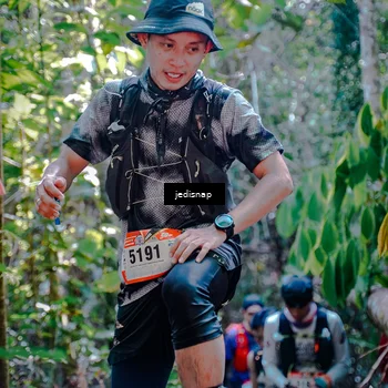 Runner Photo 5250680