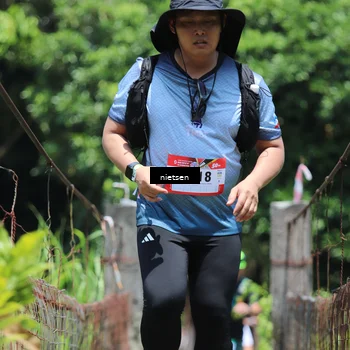 Runner Photo 5255000