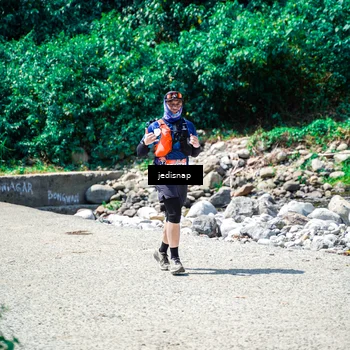 Runner Photo 5258595
