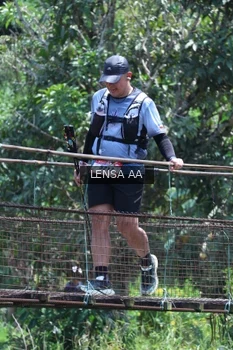 Runner Photo 5259359