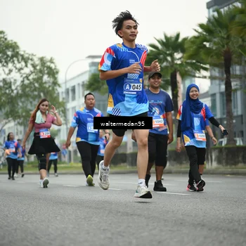 Runner Photo 5261059
