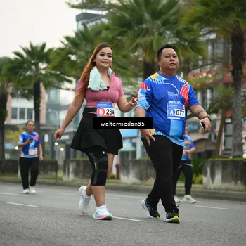 Runner Photo 5261065