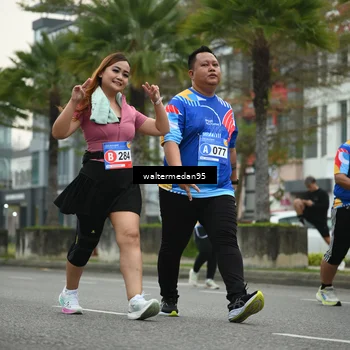 Runner Photo 5261066