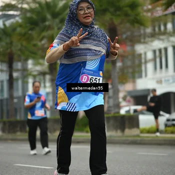 Runner Photo 5261072