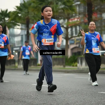 Runner Photo 5261074