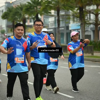 Runner Photo 5261124
