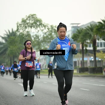 Runner Photo 5261156