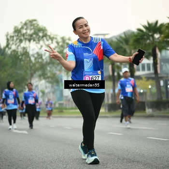 Runner Photo 5261190