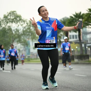 Runner Photo 5261192
