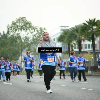 Runner Photo 5261200