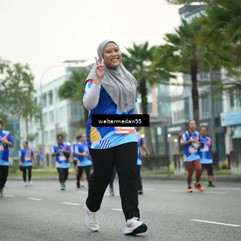 Runner Photo 5261205
