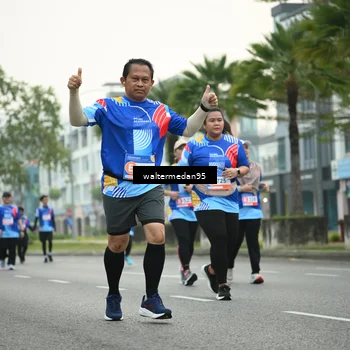 Runner Photo 5261235