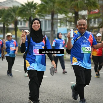 Runner Photo 5261304